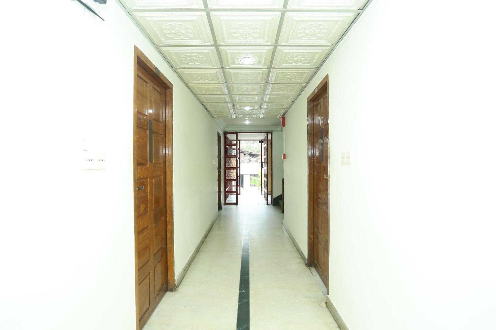 Hotel O Oasis Thiruvananthapuram Екстер'єр фото